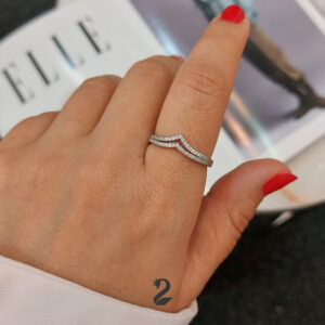 انگشتر نقره زنانه V2تاج SR 047